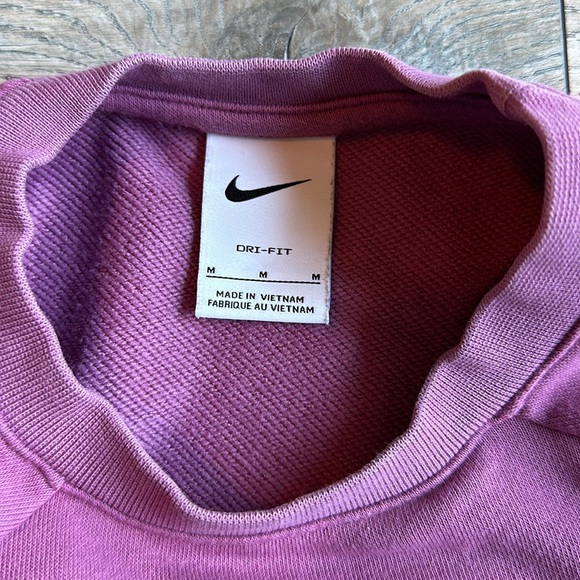 Nike - Cropped Sweatshirt - Picture 4 of 4